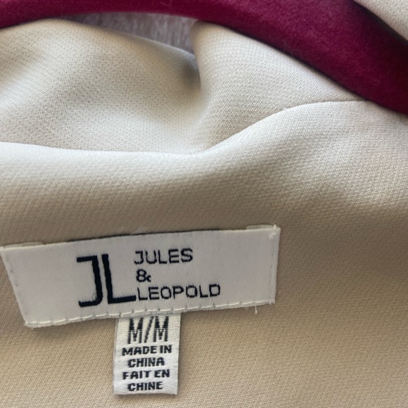 Long Vest - Picture 3 of 3